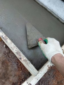 фундамент для откатных ворот своими руками как залить бетон самостоятельно какая марка